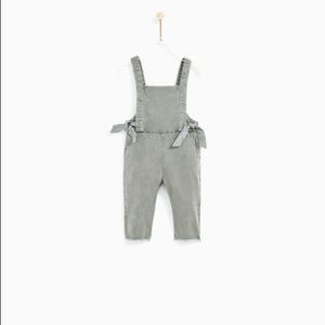 ZARA Grey dungarees with polka dots